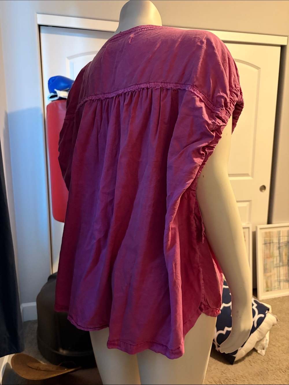 We The Free Gathered Henley Blouse in Raspberry Pink - Picture 3 of 3